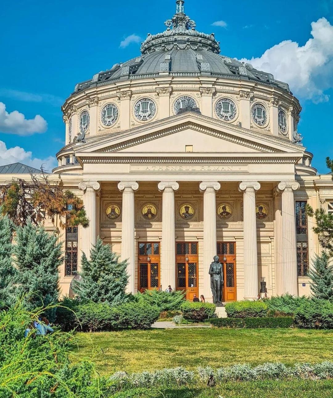 Апартаменты Athenaeum Wonderful View Flat Бухарест Экстерьер фото